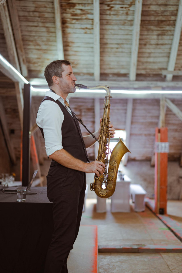 Detail vom Richtfest im Penthouse der Siegfriedstraße 8 mit Livemusik